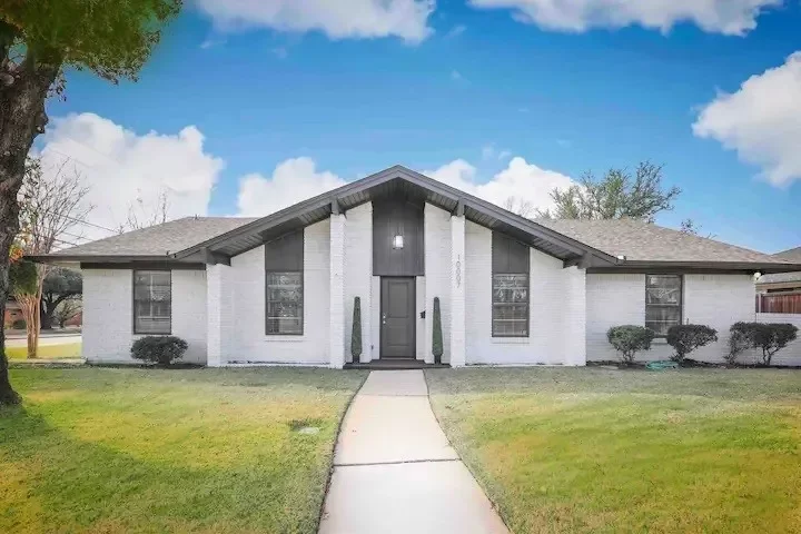 4BR House for Rent in Dallas, TX