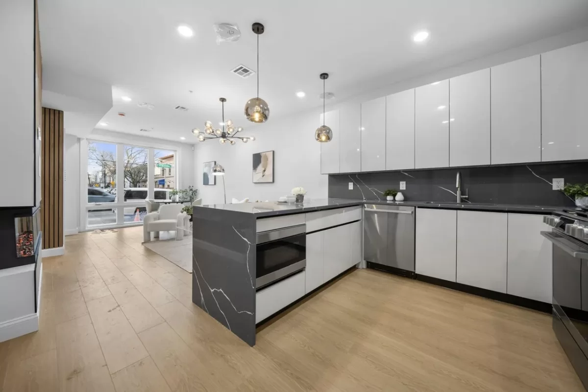 4BR Condo for Sale in Jersey City, NJ