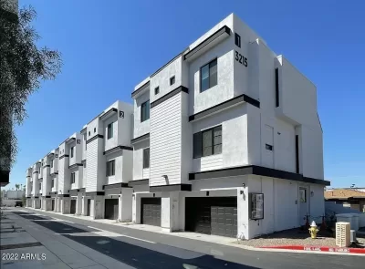 3BR Townhouse for Rent in Phoenix, AZ