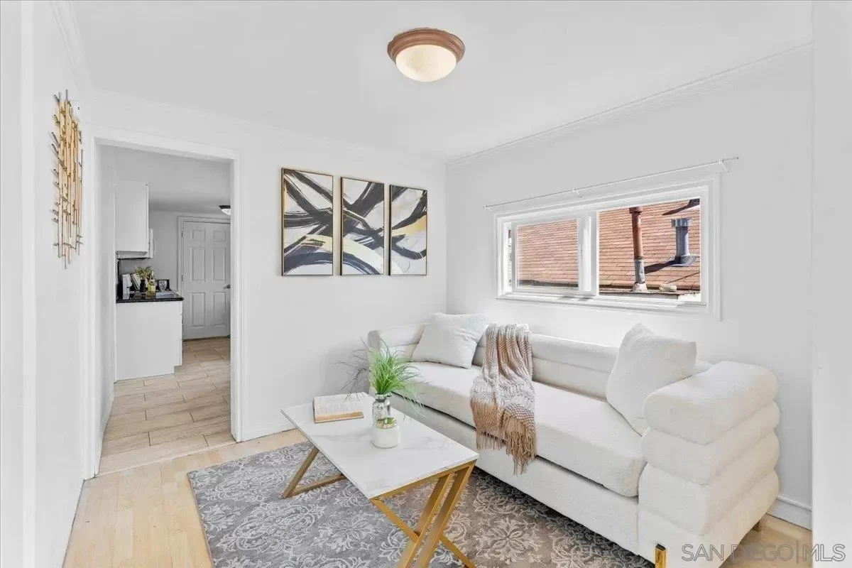 2BR House for Sale in San Diego, CA