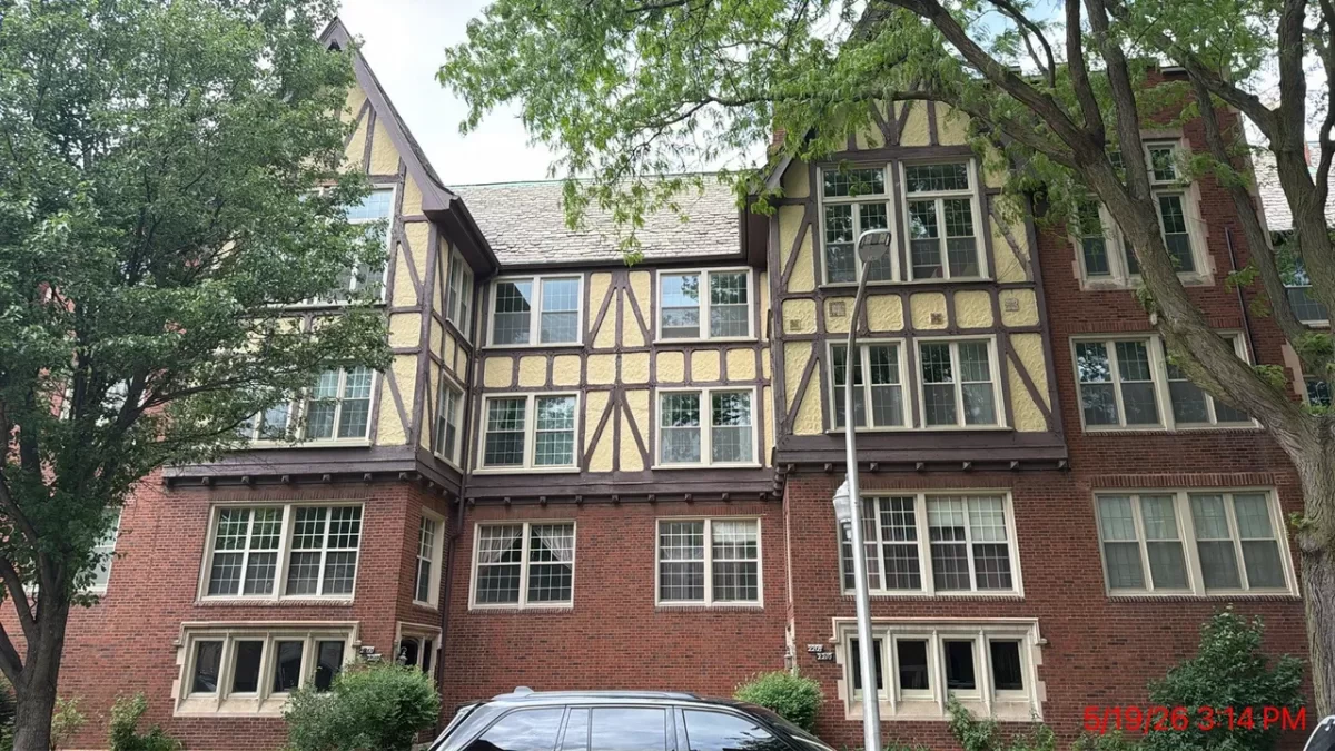 3BR Condo for Sale in Chicago, IL