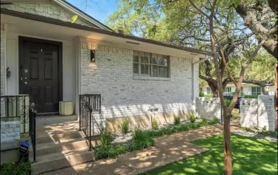 2BR Duplex for Rent in Dallas, TX