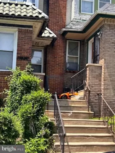 3BR Townhouse for Sale in Philadelphia, PA