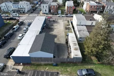 2BR House for Sale in Philadelphia, PA