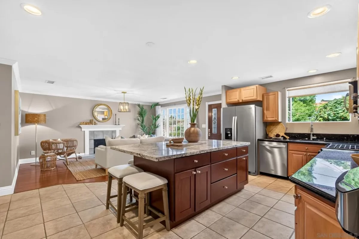 3BR House for Sale in San Diego, CA