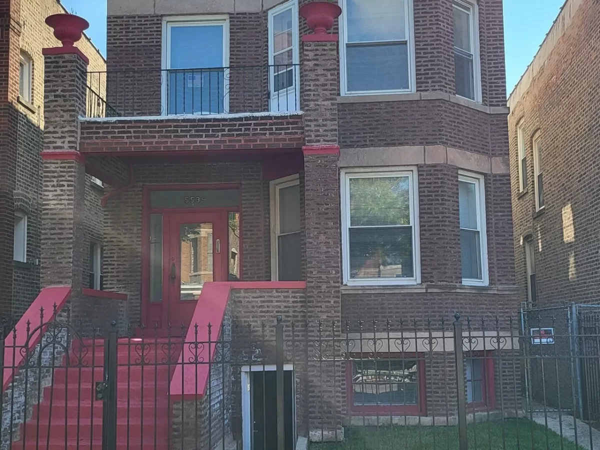 5BR Multi-Family for Sale in Chicago, IL
