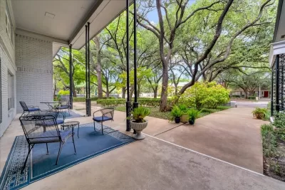 2BR Condo for Sale in Dallas, TX