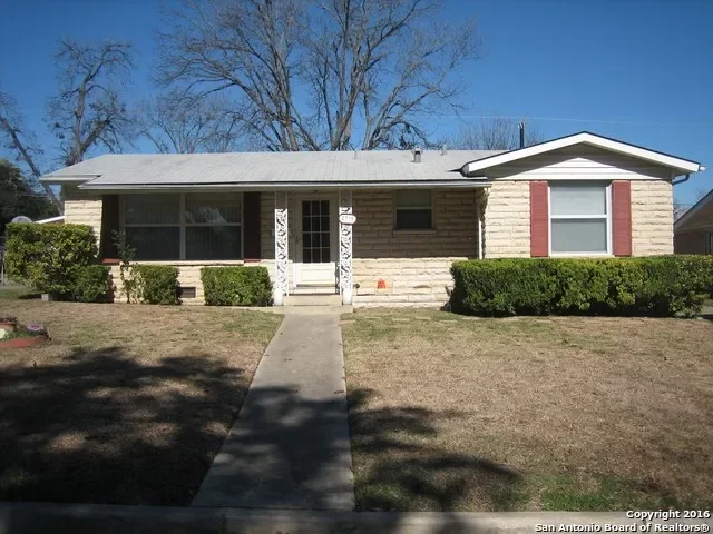 2BR House for Rent in San Antonio, TX