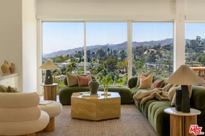 4BR House for Sale in Los Angeles, CA