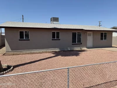 4BR House for Sale in Phoenix, AZ