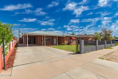 5BR House for Sale in Phoenix, AZ