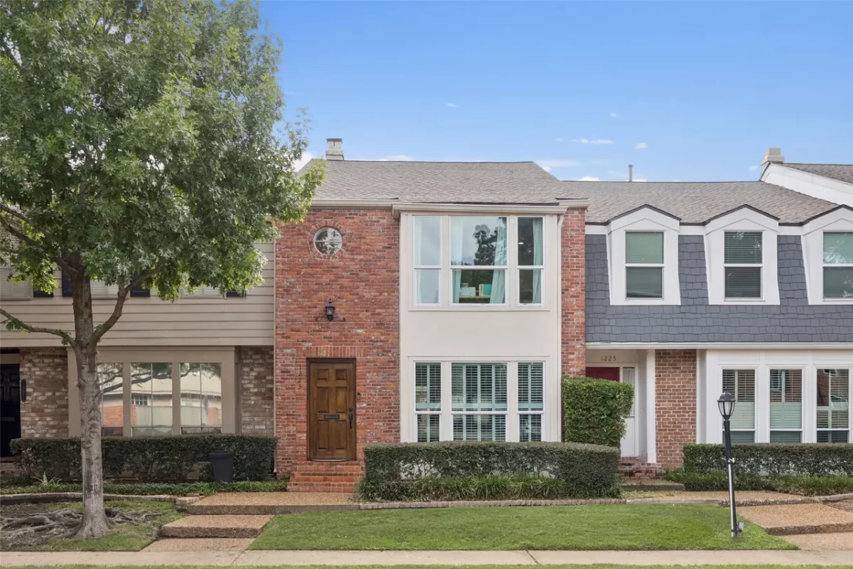 2BR Condo for Sale in Houston, TX