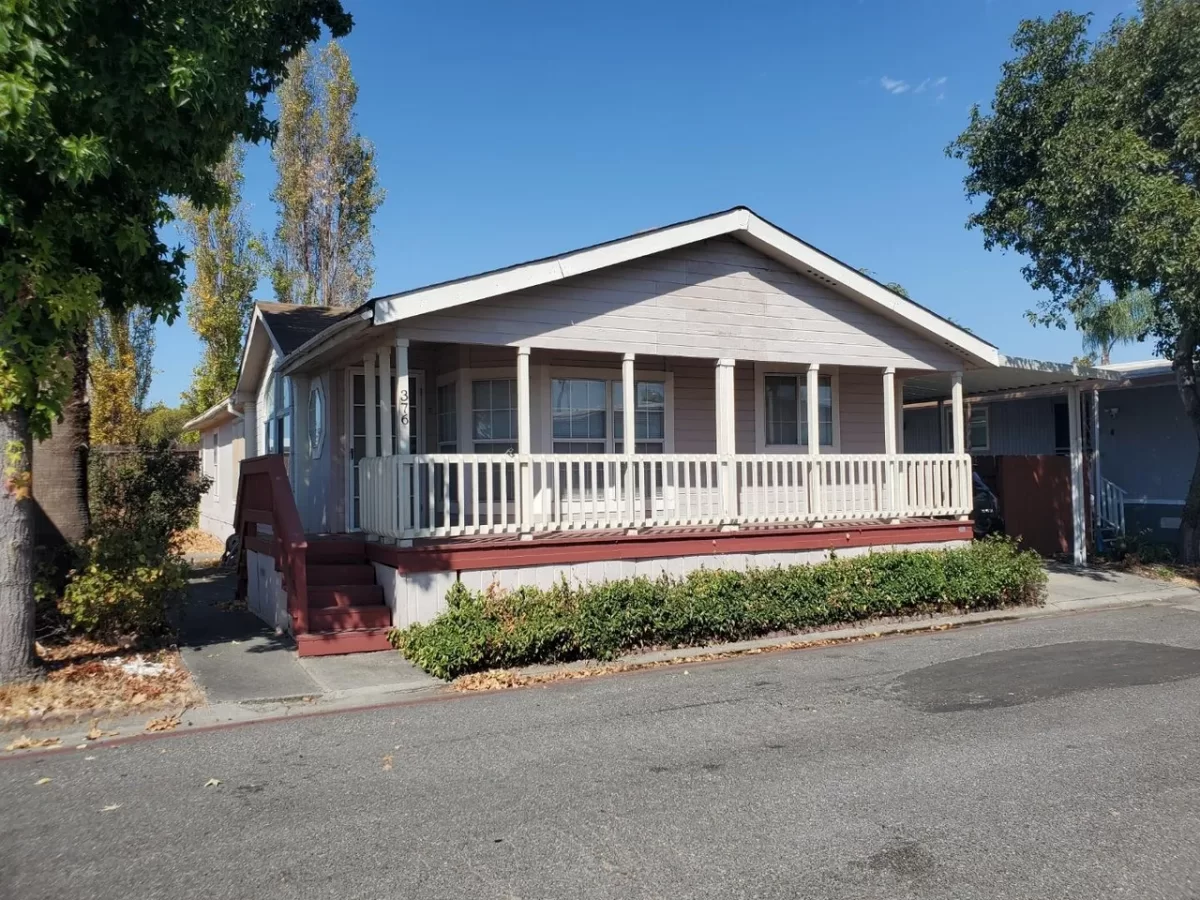 2BR Mobile Home for Sale in San Jose, CA