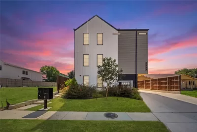 2BR Condo for Sale in Dallas, TX