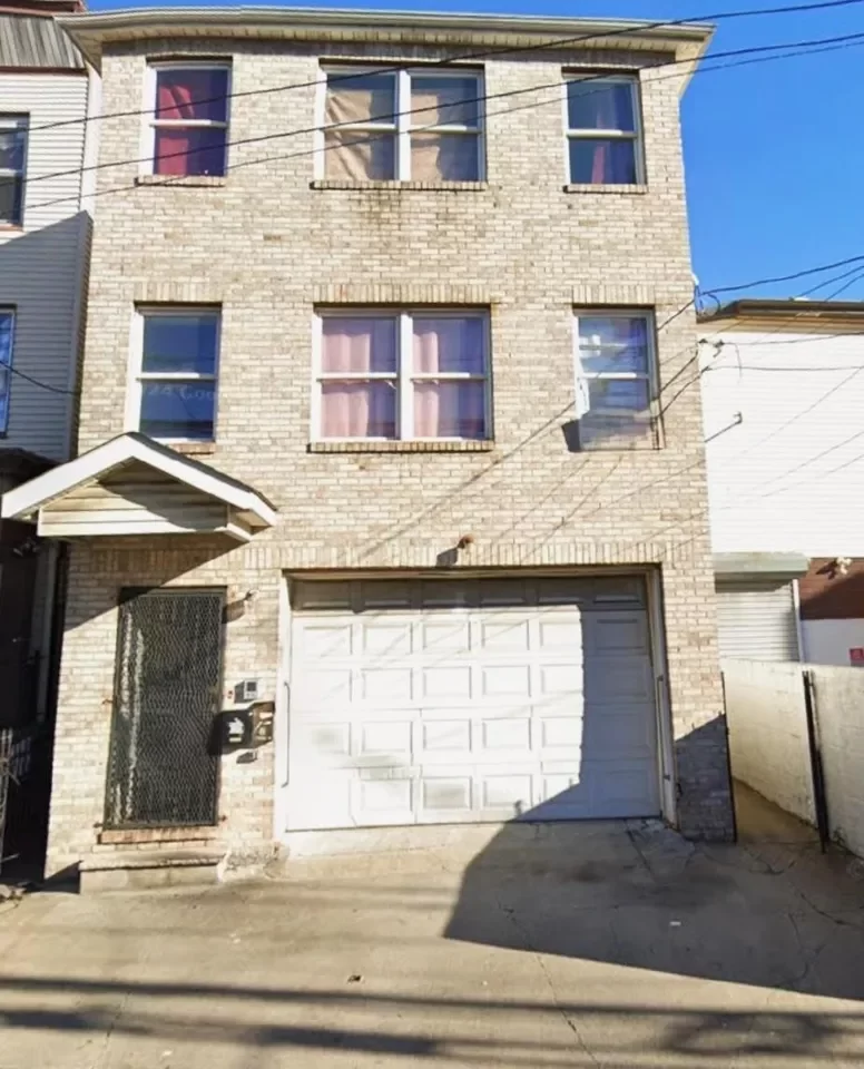 4BR Multi-Family for Rent in Jersey City, NJ