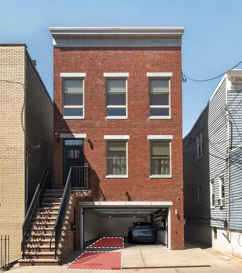 3BR Condo for Sale in Union City, NJ