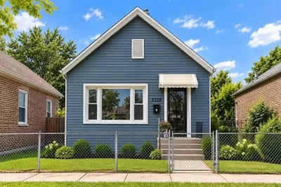 4BR House for Sale in Chicago, IL