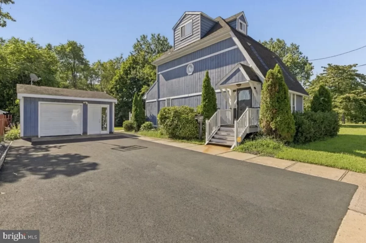 3BR House for Sale in Pennsauken, NJ