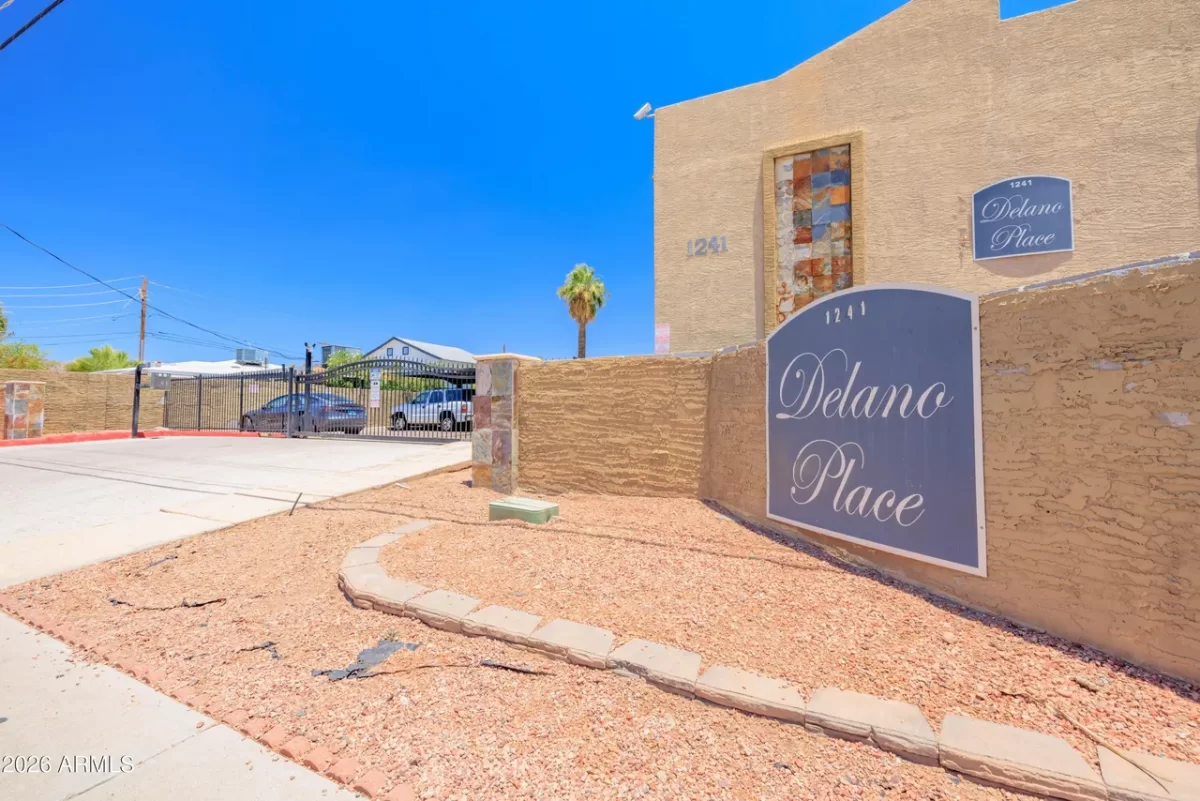 2BR Condo for Sale in Phoenix, AZ