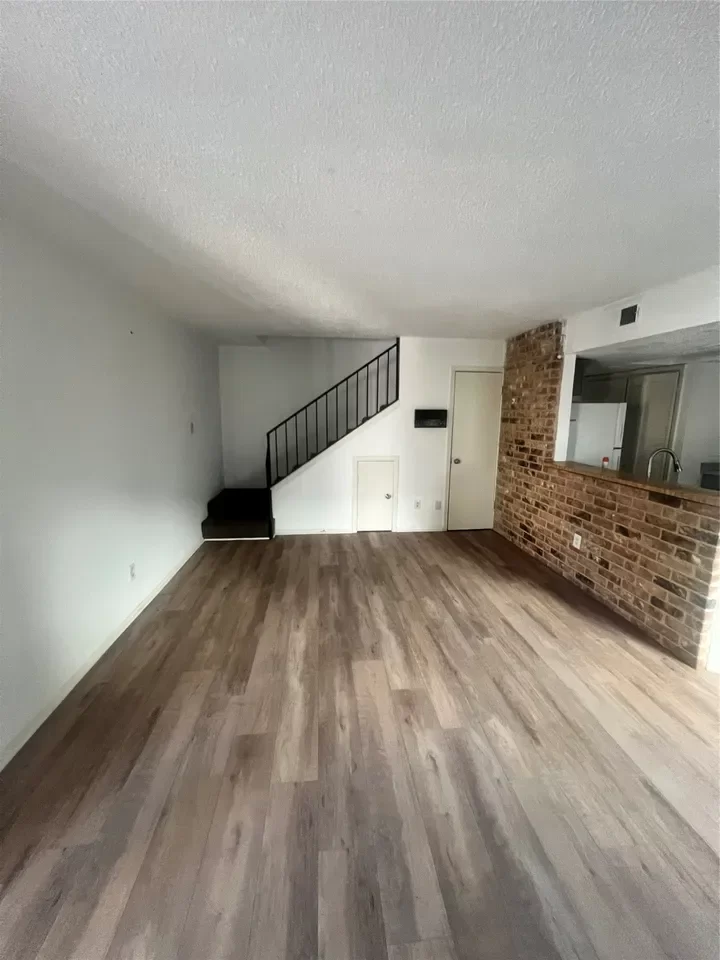 2BR Condo for Rent in Houston, TX