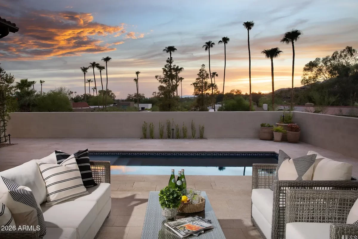 4BR House for Sale in Phoenix, AZ