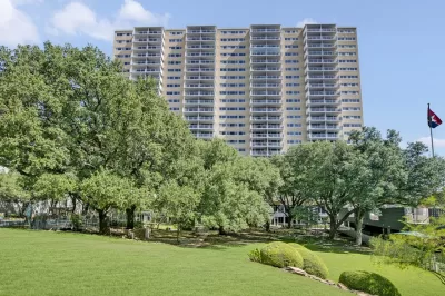 1BR Condo for Sale in Dallas, TX