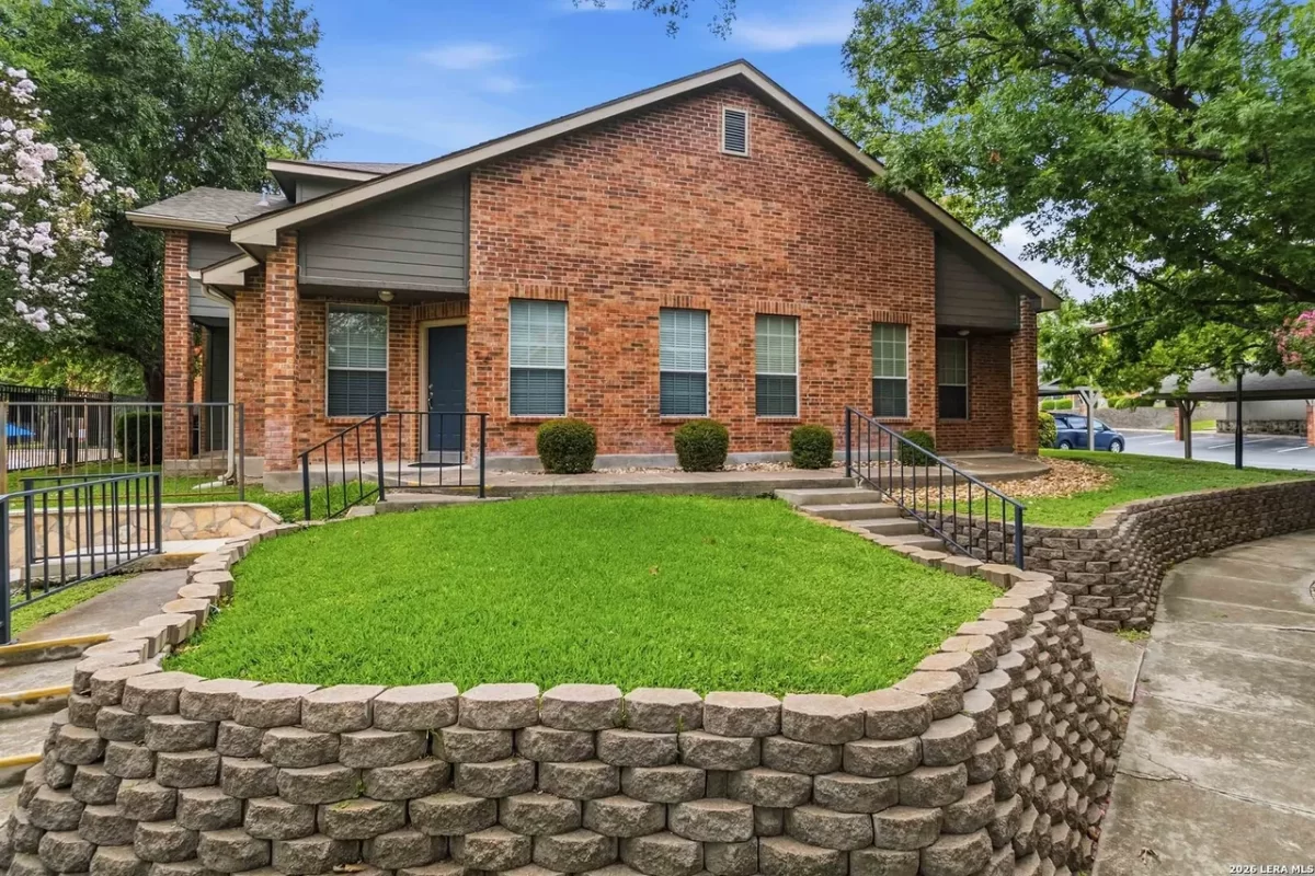 3BR House for Sale in San Antonio, TX