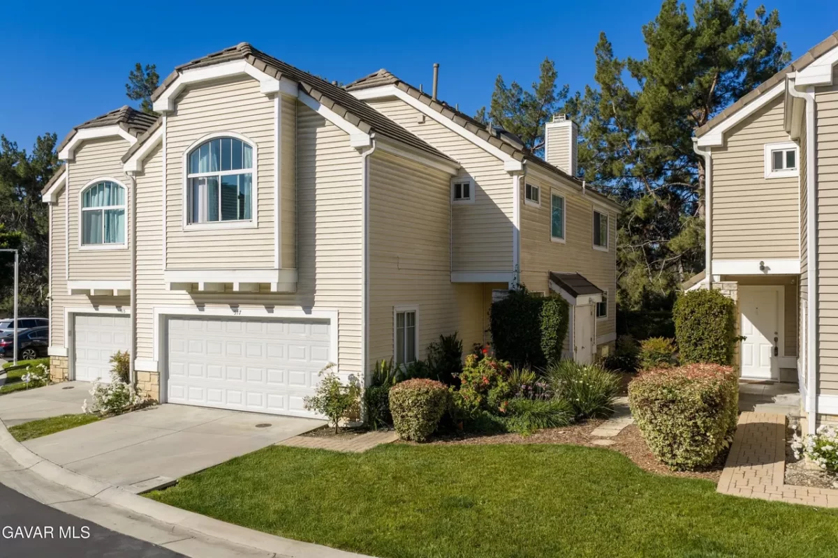 3BR Townhouse for Sale in Pasadena, CA