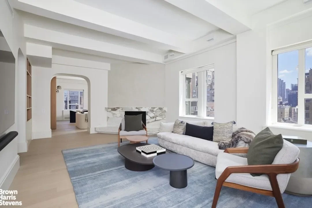 3BR Multi-Family for Sale in Manhattan, NY