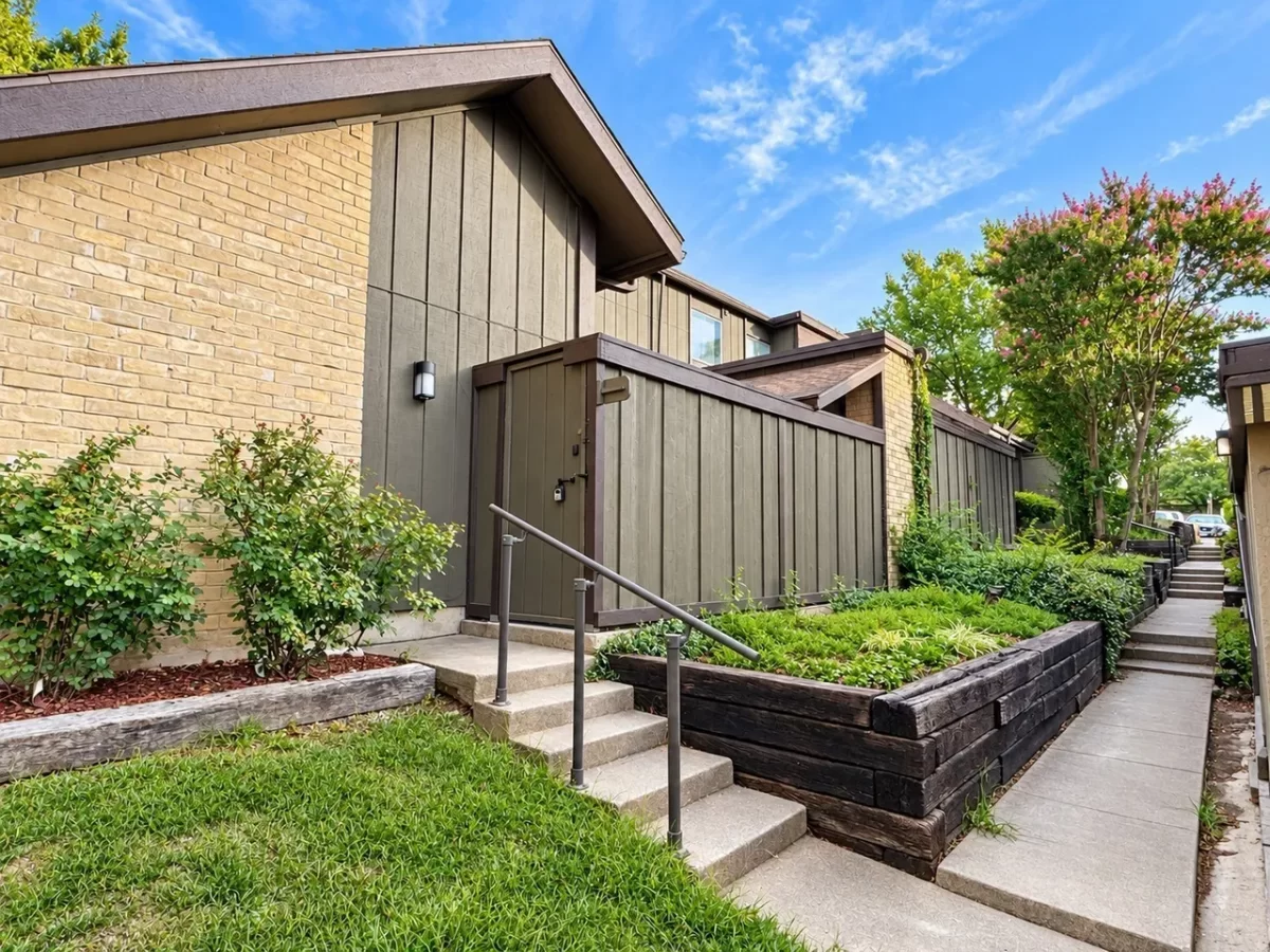2BR Condo for Rent in Dallas, TX