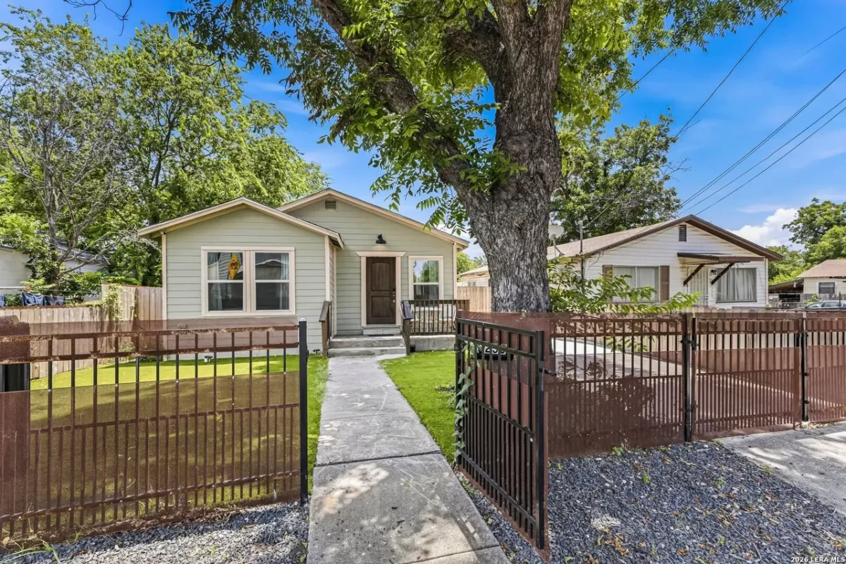 3BR House for Sale in San Antonio, TX
