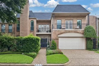 3BR Townhouse for Sale in Houston, TX