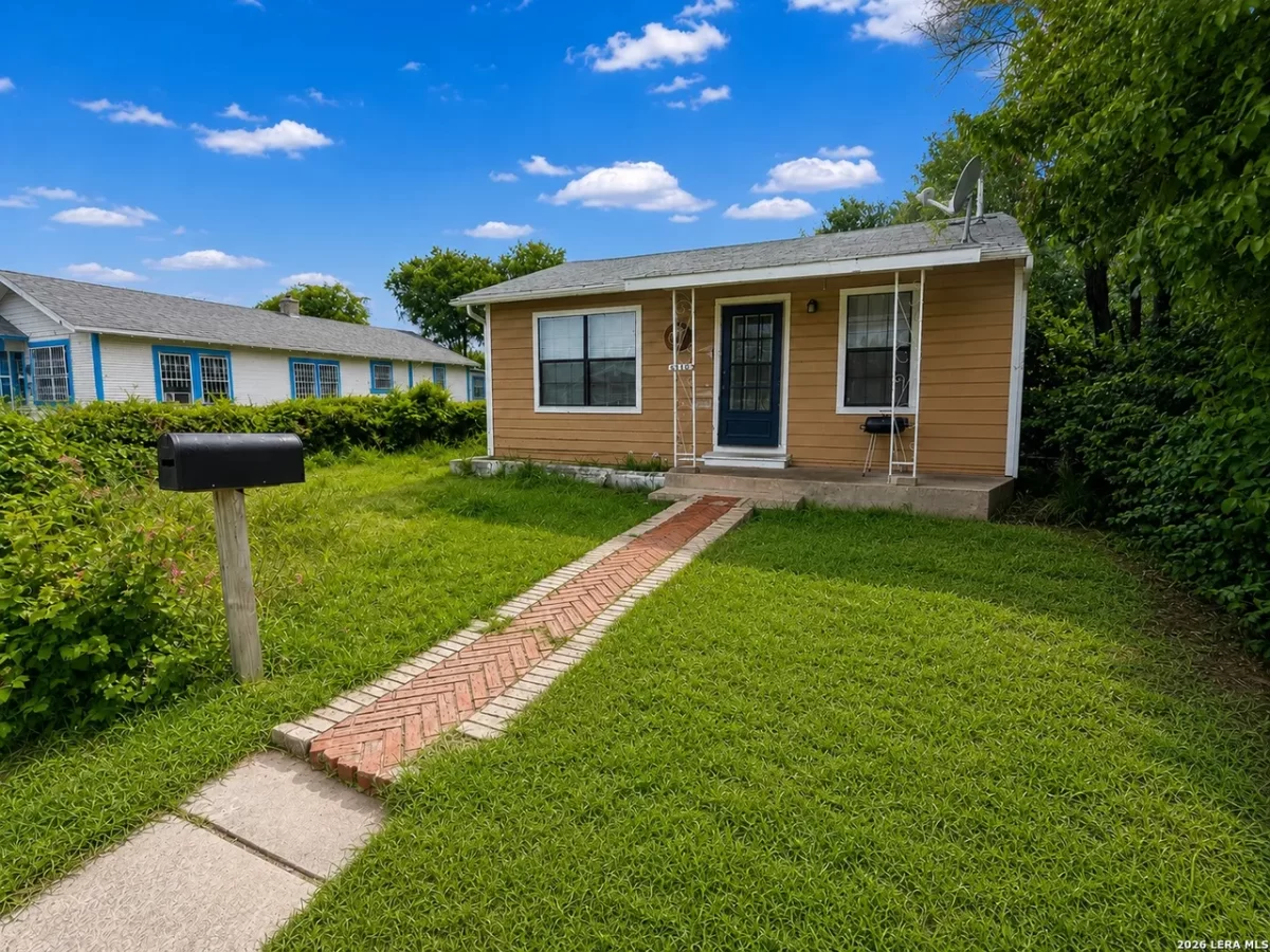 4BR House for Sale in San Antonio, TX
