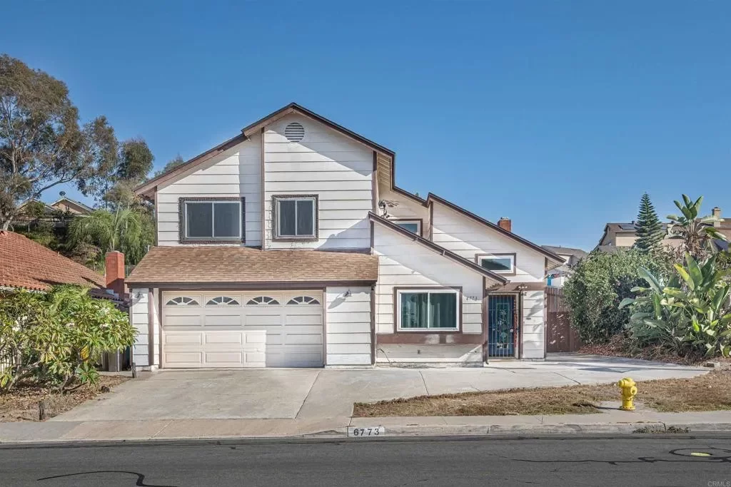 4BR House for Sale in San Diego, CA