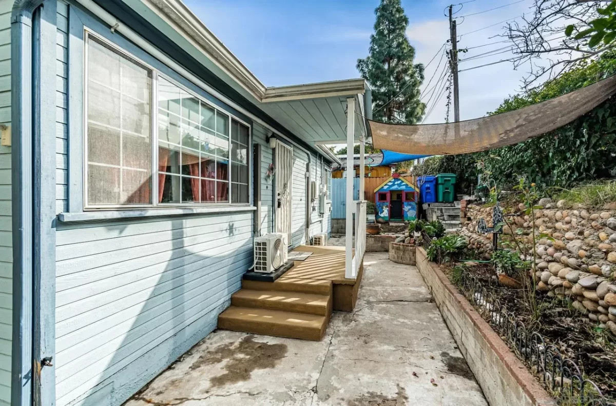 2BR House for Rent in San Diego, CA