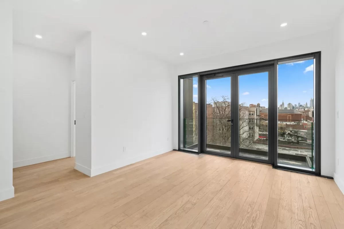 2BR Condo for Sale in Queens, NY
