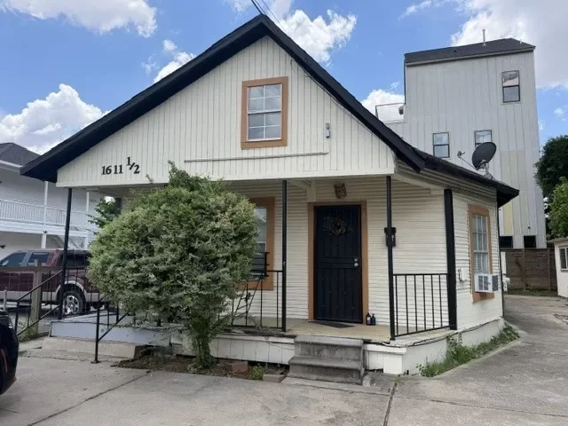 2BR Multi-Family for Sale in Houston, TX