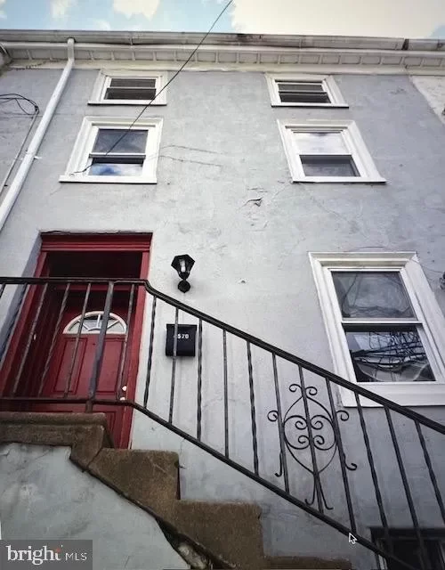 4BR Townhouse for Rent in Philadelphia, PA
