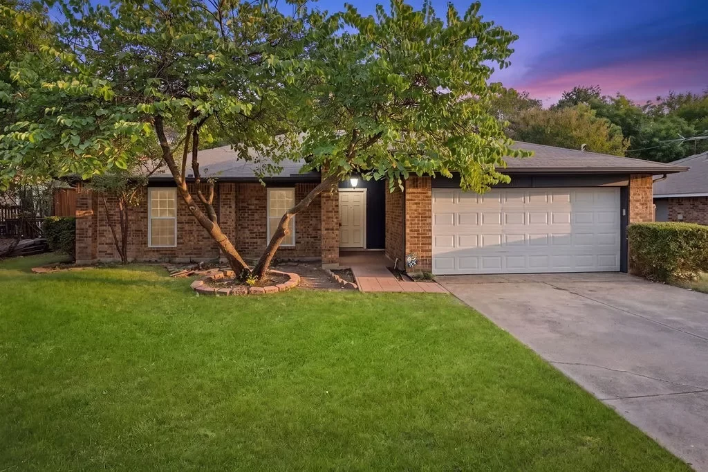 4BR House for Rent in Dallas, TX