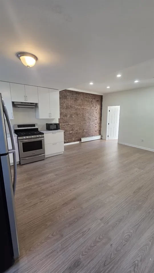 2BR Apartment for Rent in Jersey City, NJ
