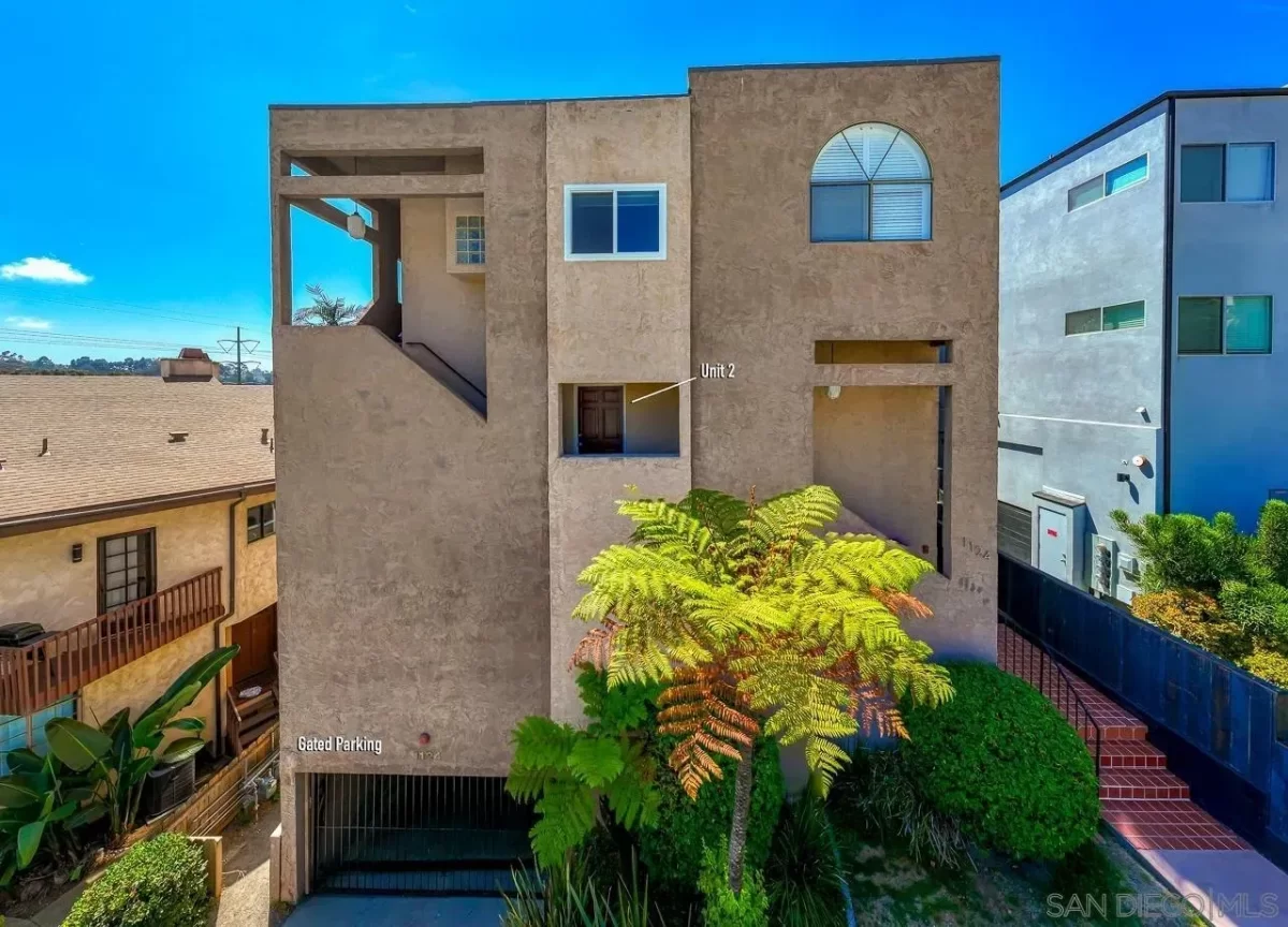 2BR Condo for Sale in San Diego, CA