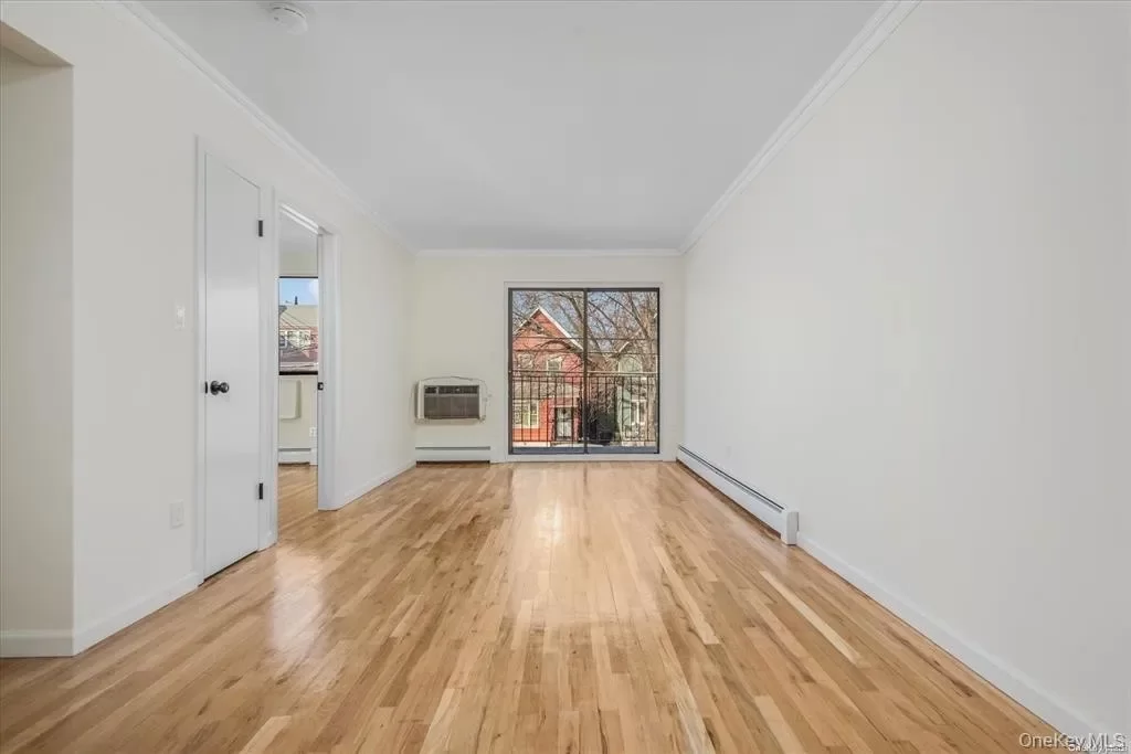 3BR Apartment for Rent in Middle Village, NY