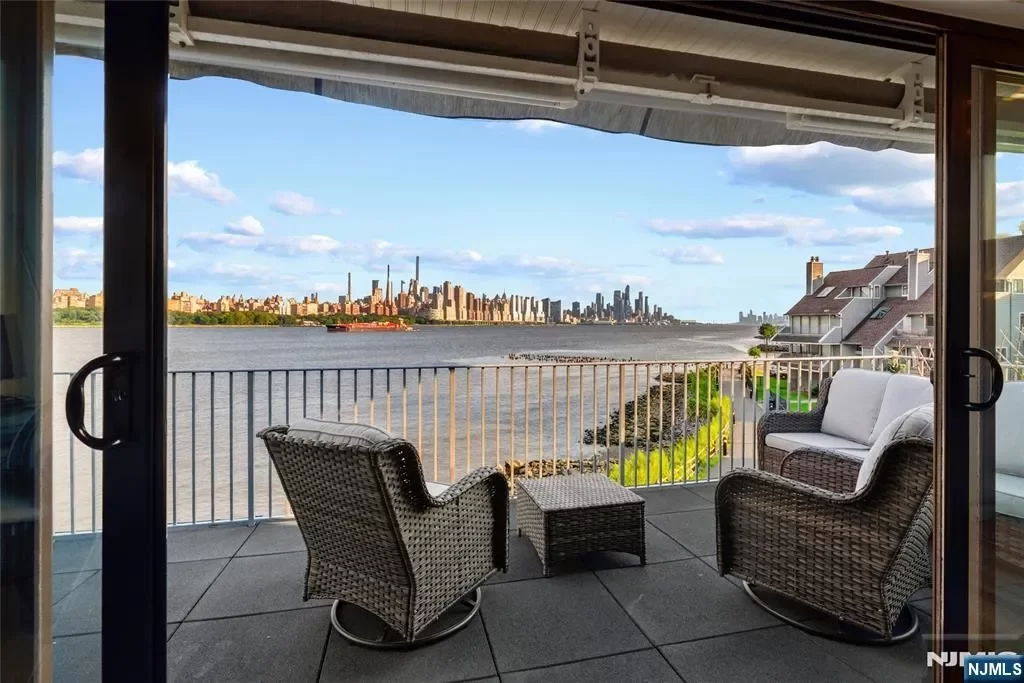 3BR Condo for Sale in North Bergen, NJ