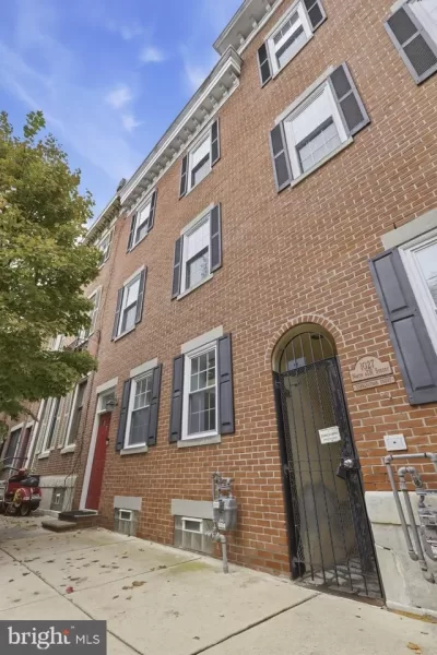 2BR Condo for Sale in Philadelphia, PA