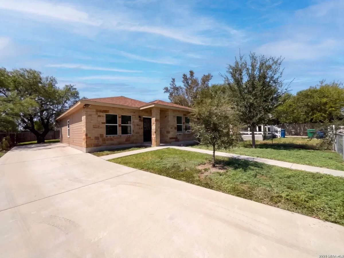3BR House for Sale in San Antonio, TX