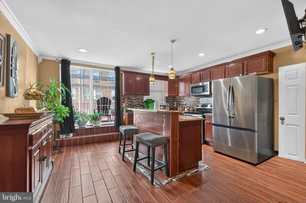 3BR Townhouse for Sale in Philadelphia, PA