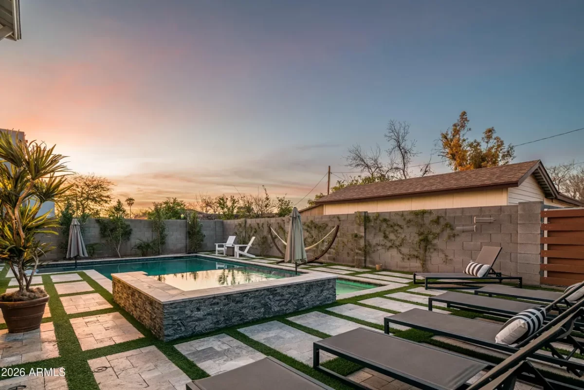5BR House for Sale in Phoenix, AZ