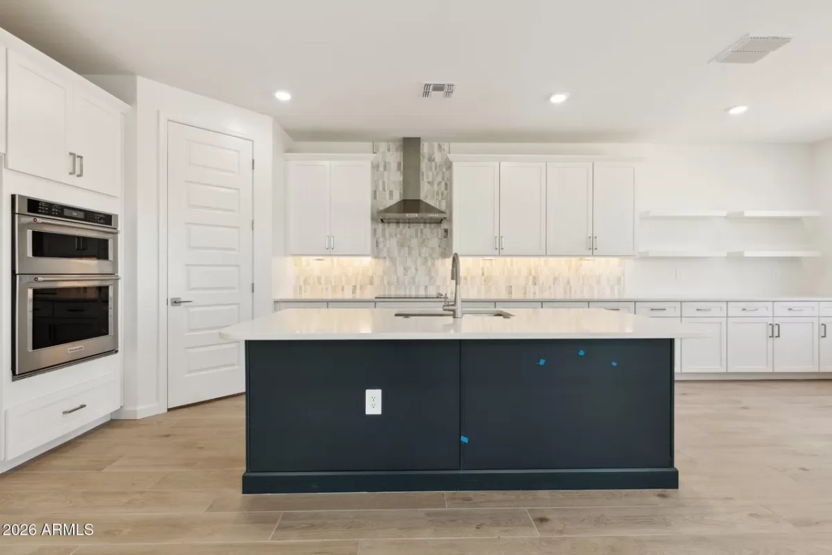 3BR Townhouse for Sale in Phoenix, AZ