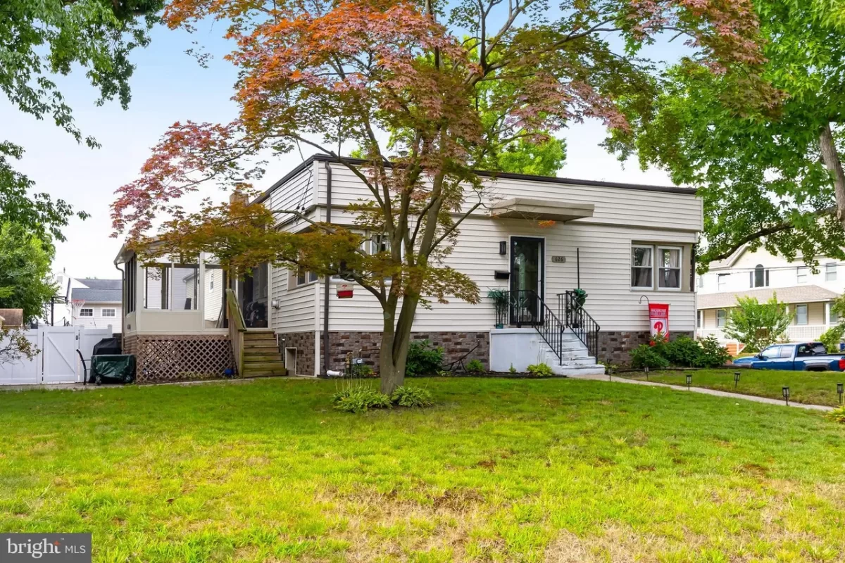 3BR House for Sale in Mount Ephraim, NJ