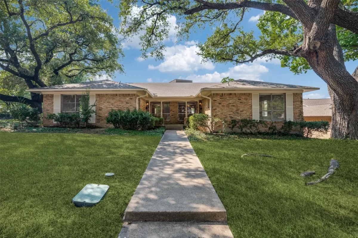 2BR Duplex for Rent in Dallas, TX